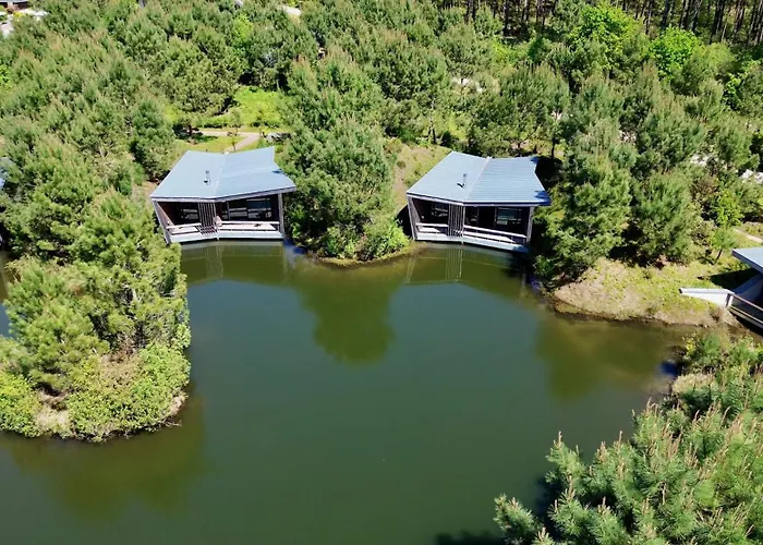 Les Echasses Golf & Surf Eco Lodge